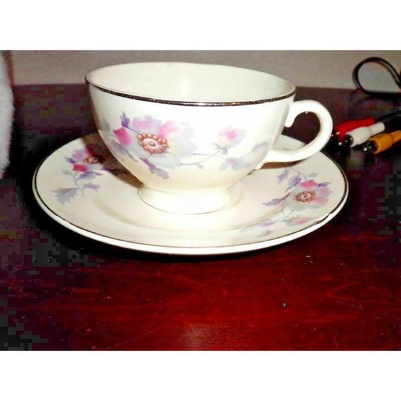 1950 Brym Mawr Floral Cup & Saucer Set 2 cups 2 saucers - Picture 2 of 2